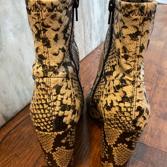 ALDO Snake Skin Ankle Boots - Picture 6 of 8